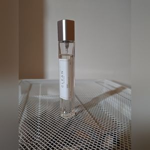 Clean Reserve Sueded Oud Travel Spray